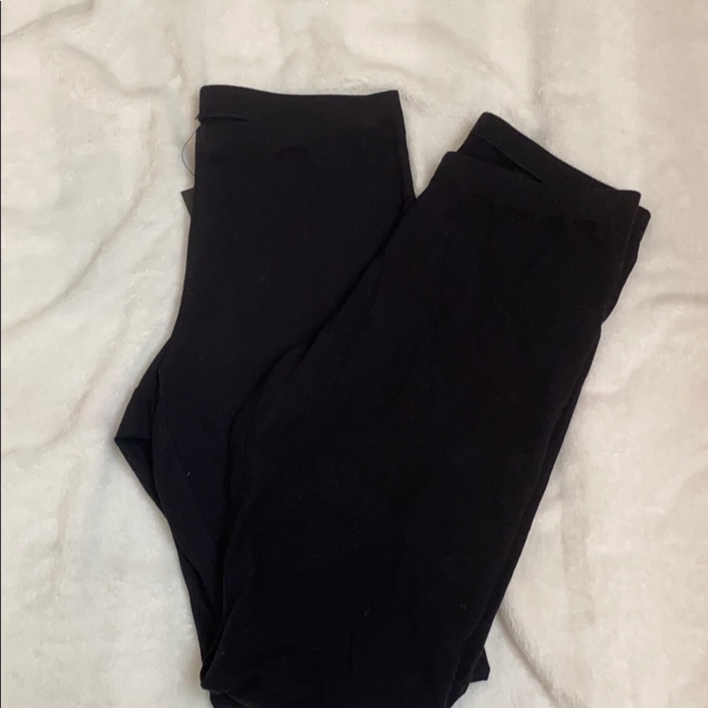 2 pairs of black leggings